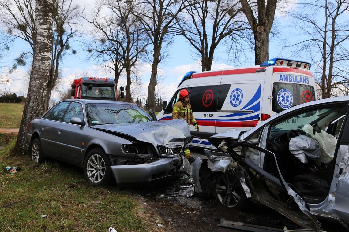 Wypadek 3 samochodów w Piastowie