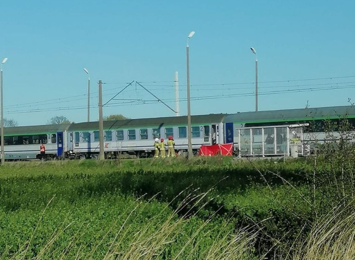 Tragiczny wypadek w Fiszewie. Pociąg potrącił mężczyznę