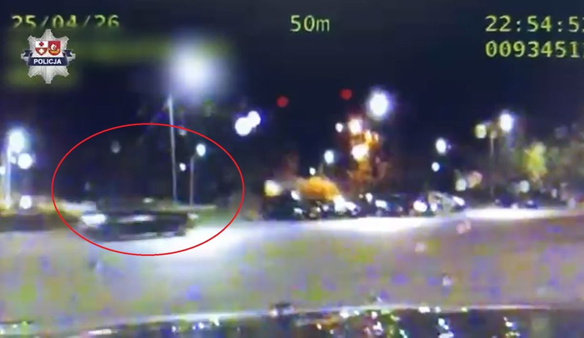 Zatrzymali go za drift. To, co robili jego pasażerowie, zaskoczyło wszystkich [WIDEO]