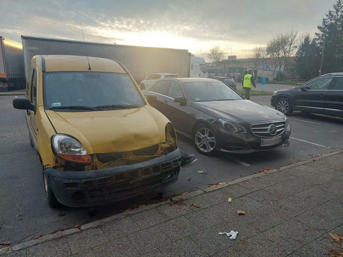 Zderzenie 3 pojazdów na al. Grunwaldzkiej