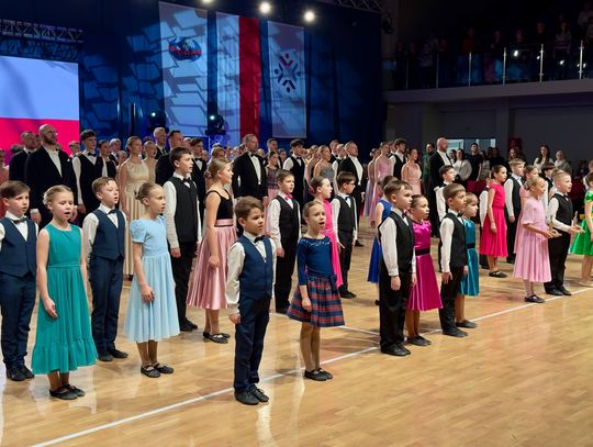 I Ogólnopolski Turniej Tańców Polskich „O Statuetkę Piekarczyka” I Ogólnopolski Turniej Tańców Polskich „O Statuetkę Piekarczyka”